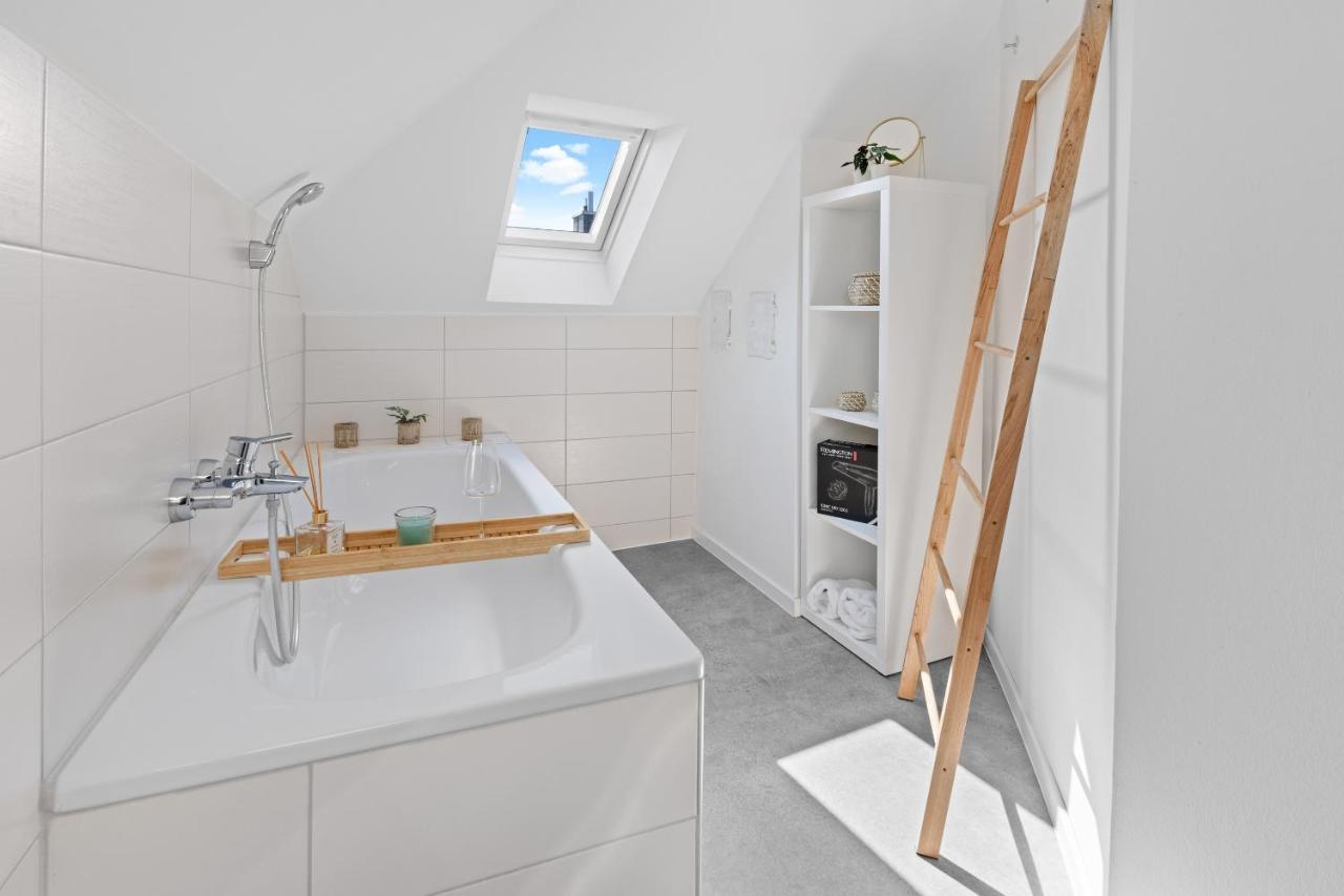 Stilvolle Wohnung: Private Dachterrasse - Zentral اوغسبورغ المظهر الخارجي الصورة